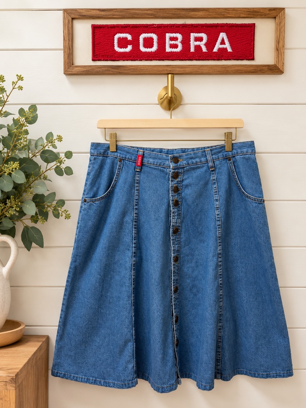 COBRA Vintage Button-Front Denim Skirt – Estimated Size XL